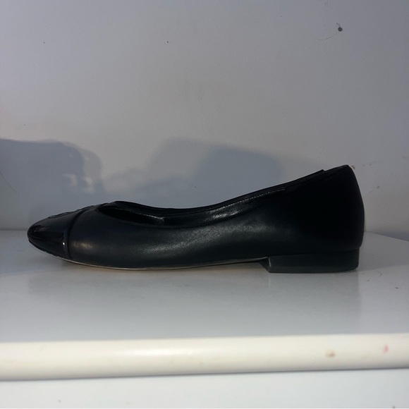MICHAEL Michael Kors Black Leather Loafers - Picture 3 of 9